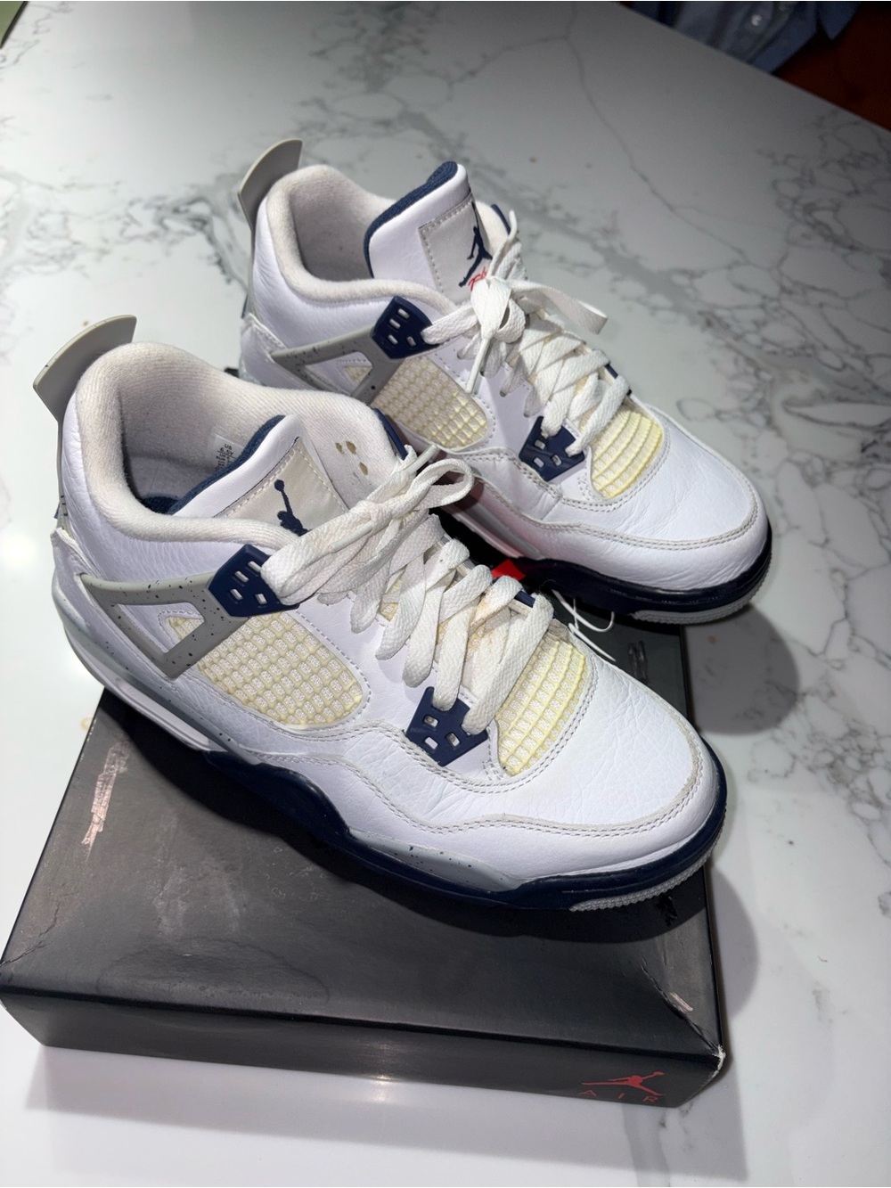 Nike Air Jordan 4 Retro Midnight Navy size 6.5Y